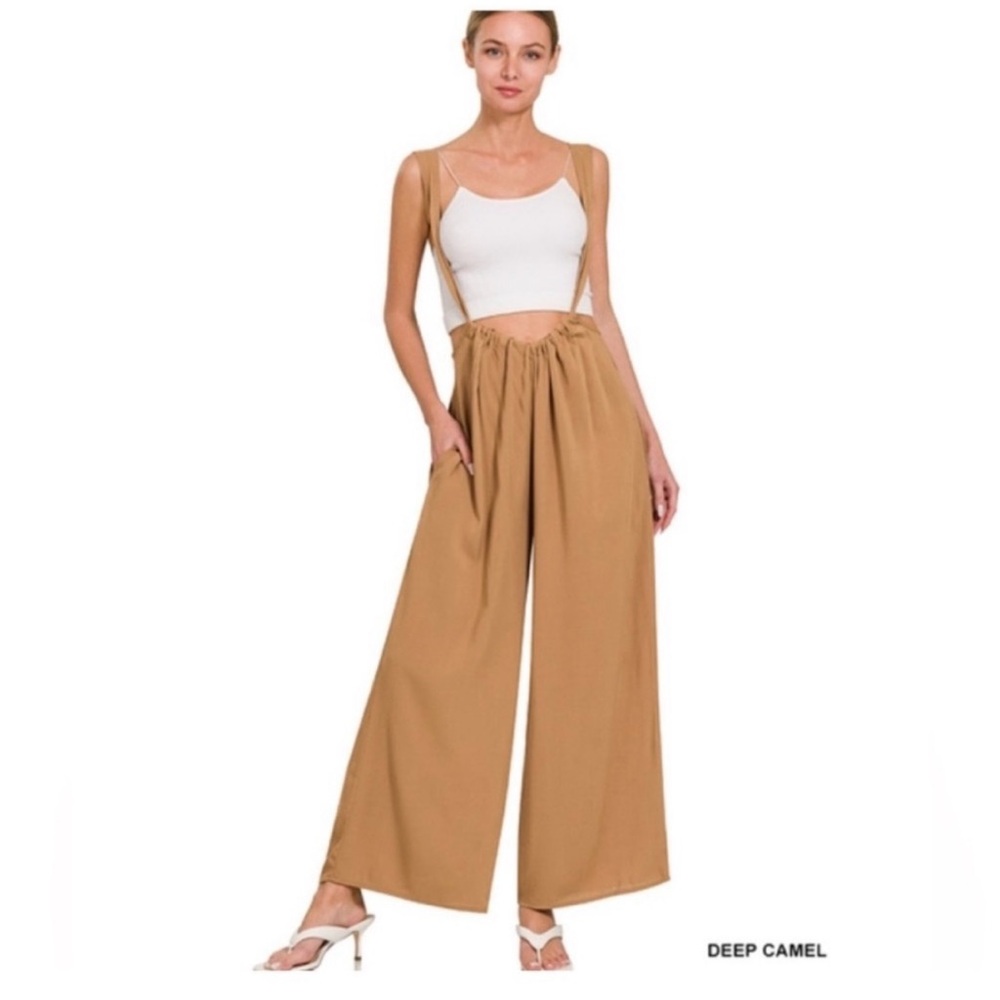 Women's woven tie back suspender Jumpsuit